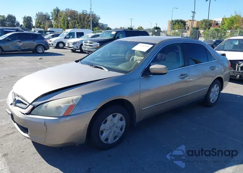 2003 Honda Accord 2.4 Lx z USA, uszkodzony, nr VIN JHMCM56383C009076
